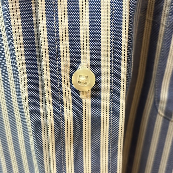 Croft & Barrow No Iron Dress Shirt 👔 - Picture 4 of 9